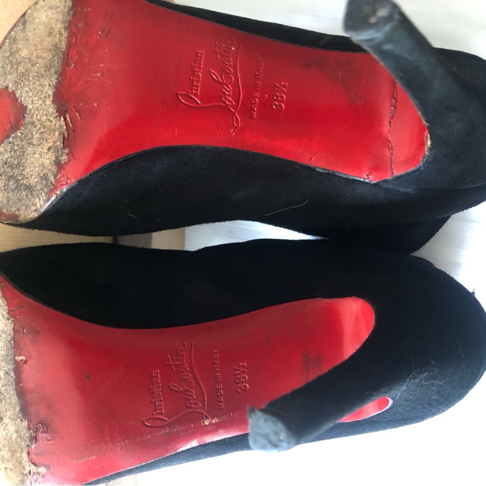 Christian Louboutin Arielle Talon Black Suede Ankle Booties size 38.5 - Picture 7 of 10